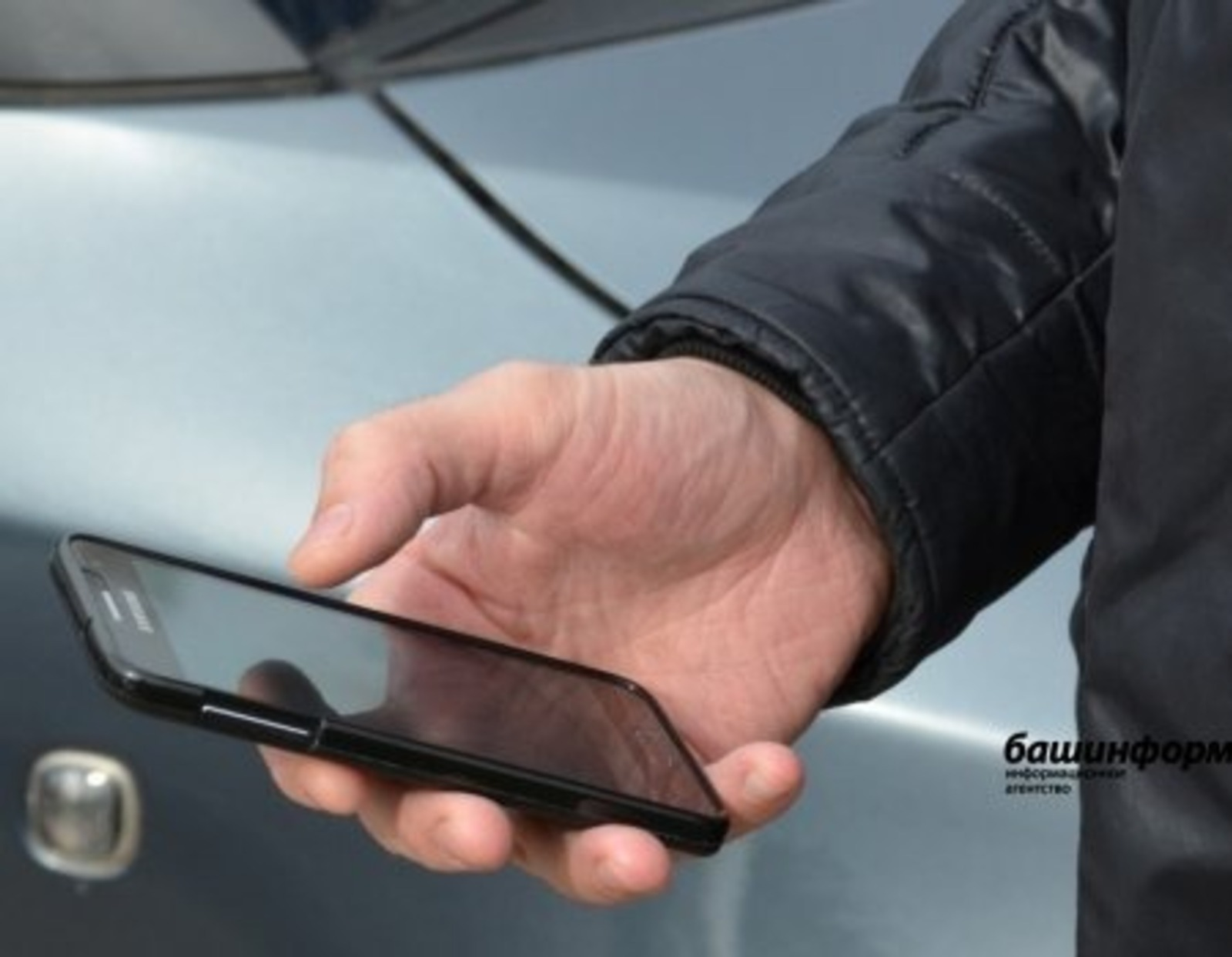 Мошенники выманили полмиллиона у выпускника из Башкирии