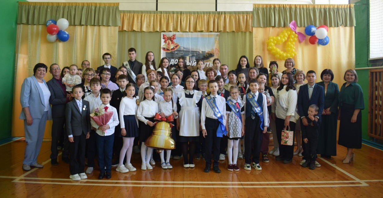 Старомуштинская школа стала центром притяжения для всего села