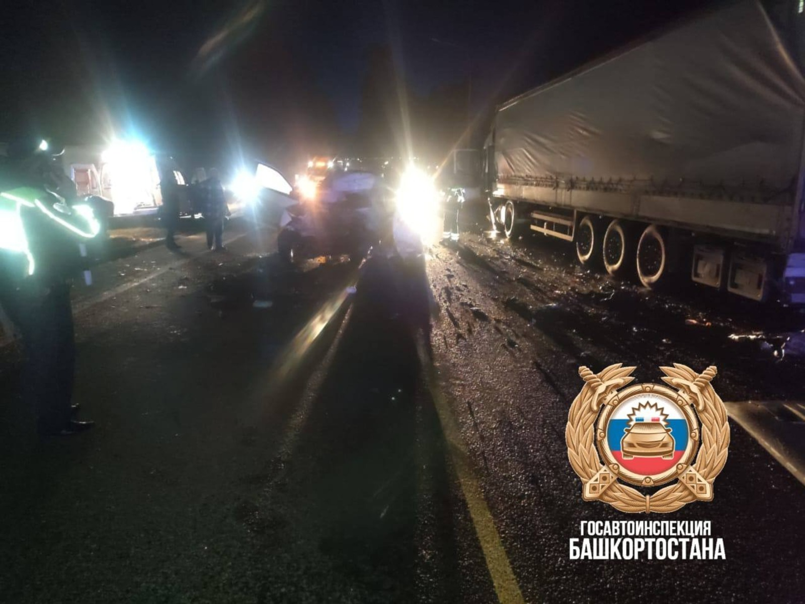 В Башкирии пикап столкнулся с большегрузом