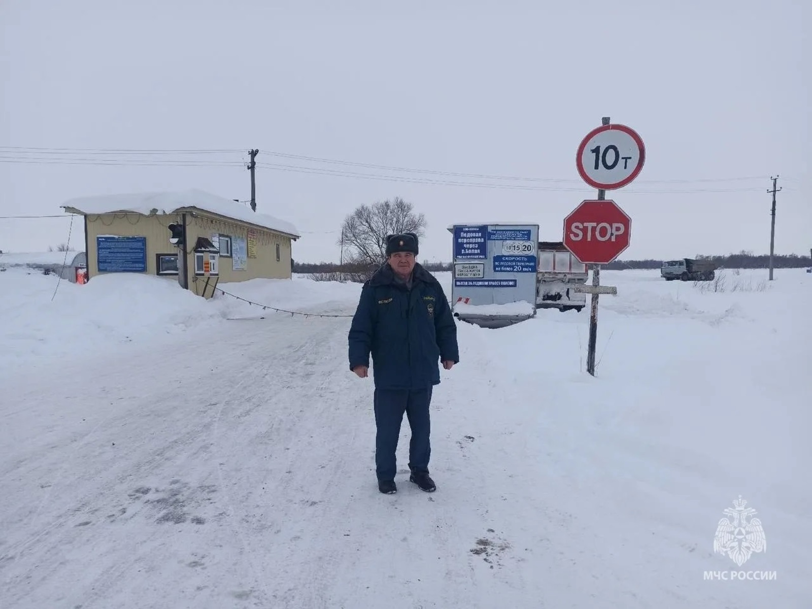 Грузоподъёмность ледовой переправы возле с.Староянзигитово составила 10 тонн