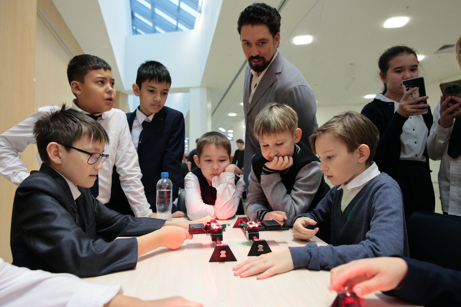 Финал II Всероссийского турнира по программированию собрал 20 лучших команд