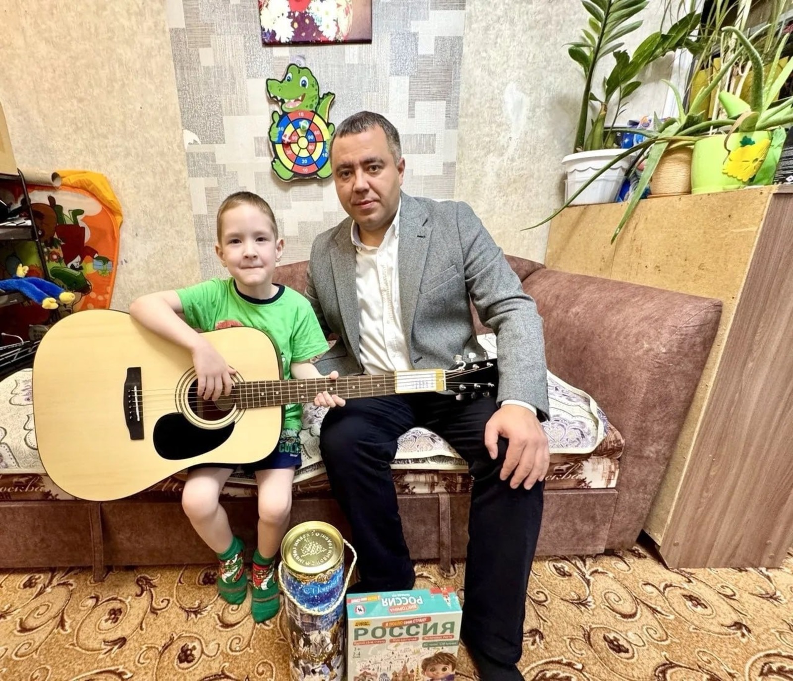 Глава Башкирии исполнил новогоднюю мечту пятилетнего мальчика