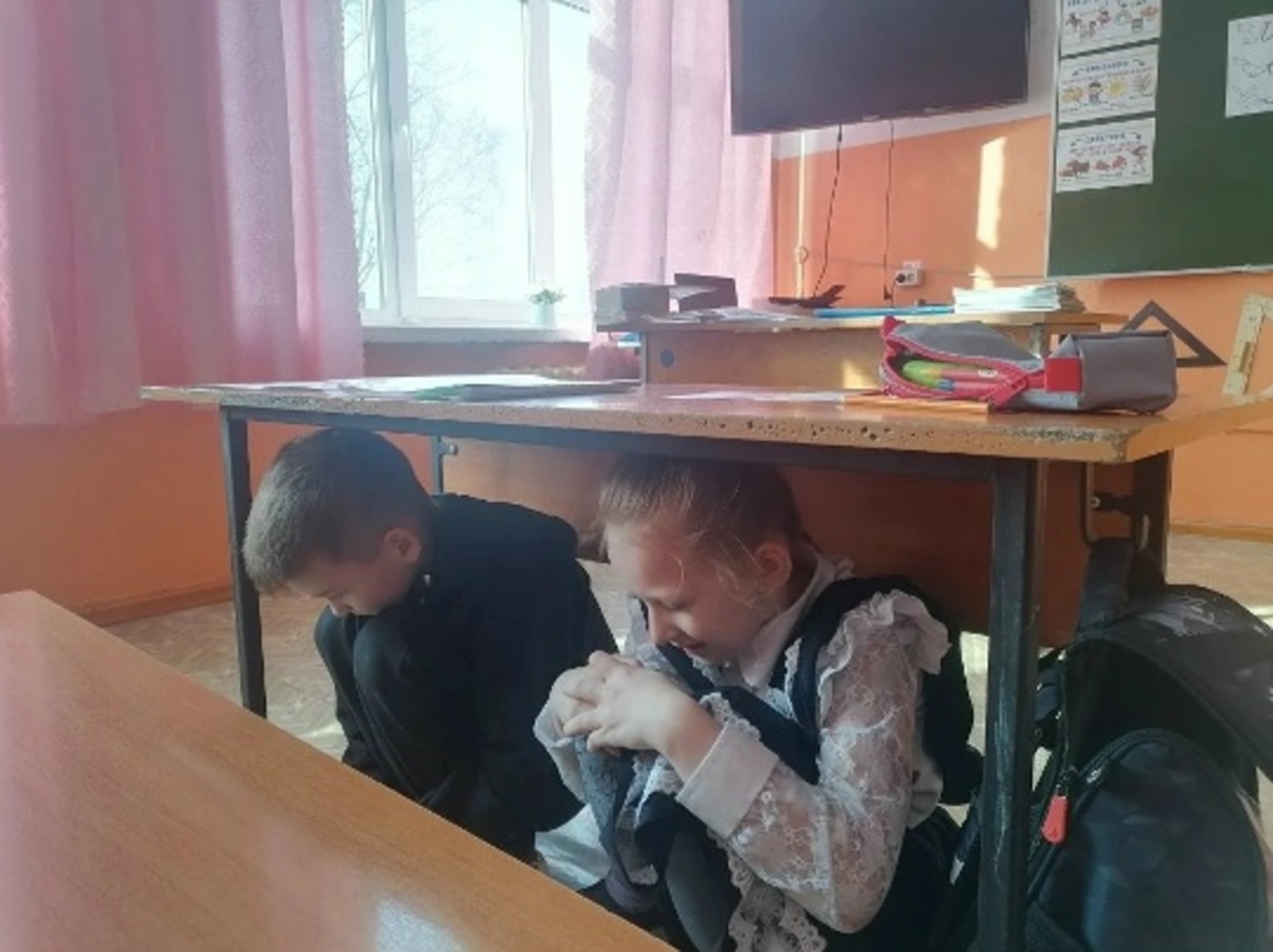 В школах района прошли учения по действиям при вооружённом нападении