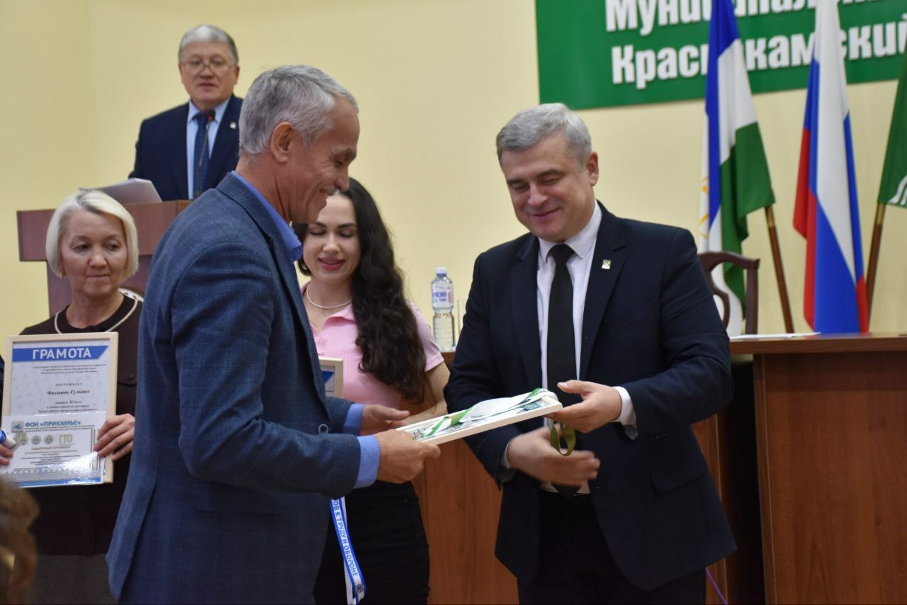 Муниципальные служащие участвовали в фестивале ГТО