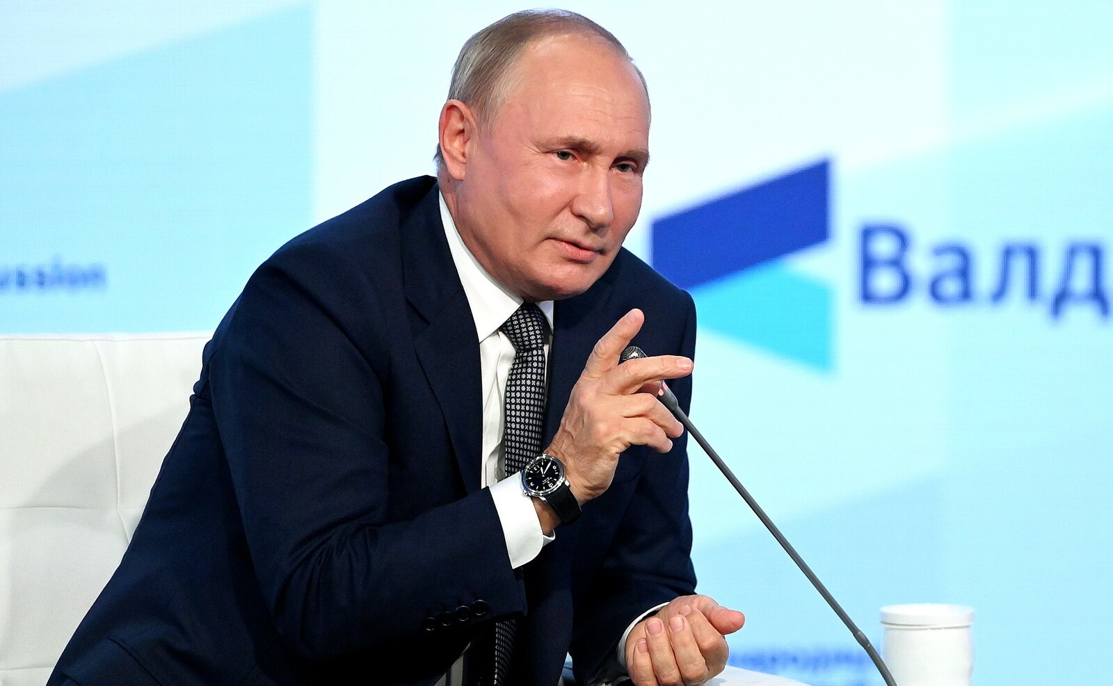 Путин: если Россия выйдет из Совета Европы, за ней могут последовать и другие страны
