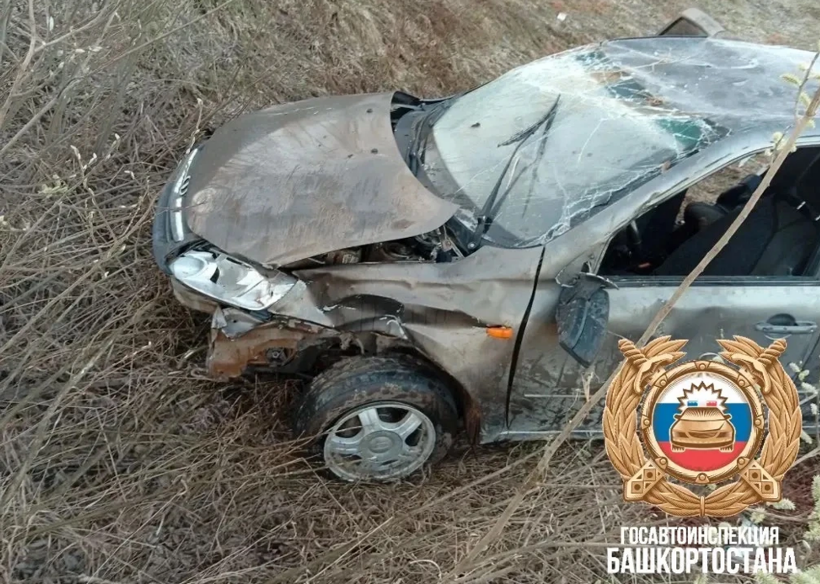 В Благовещенском районе после съезда в кювет погиб водитель «Лады Гранты»