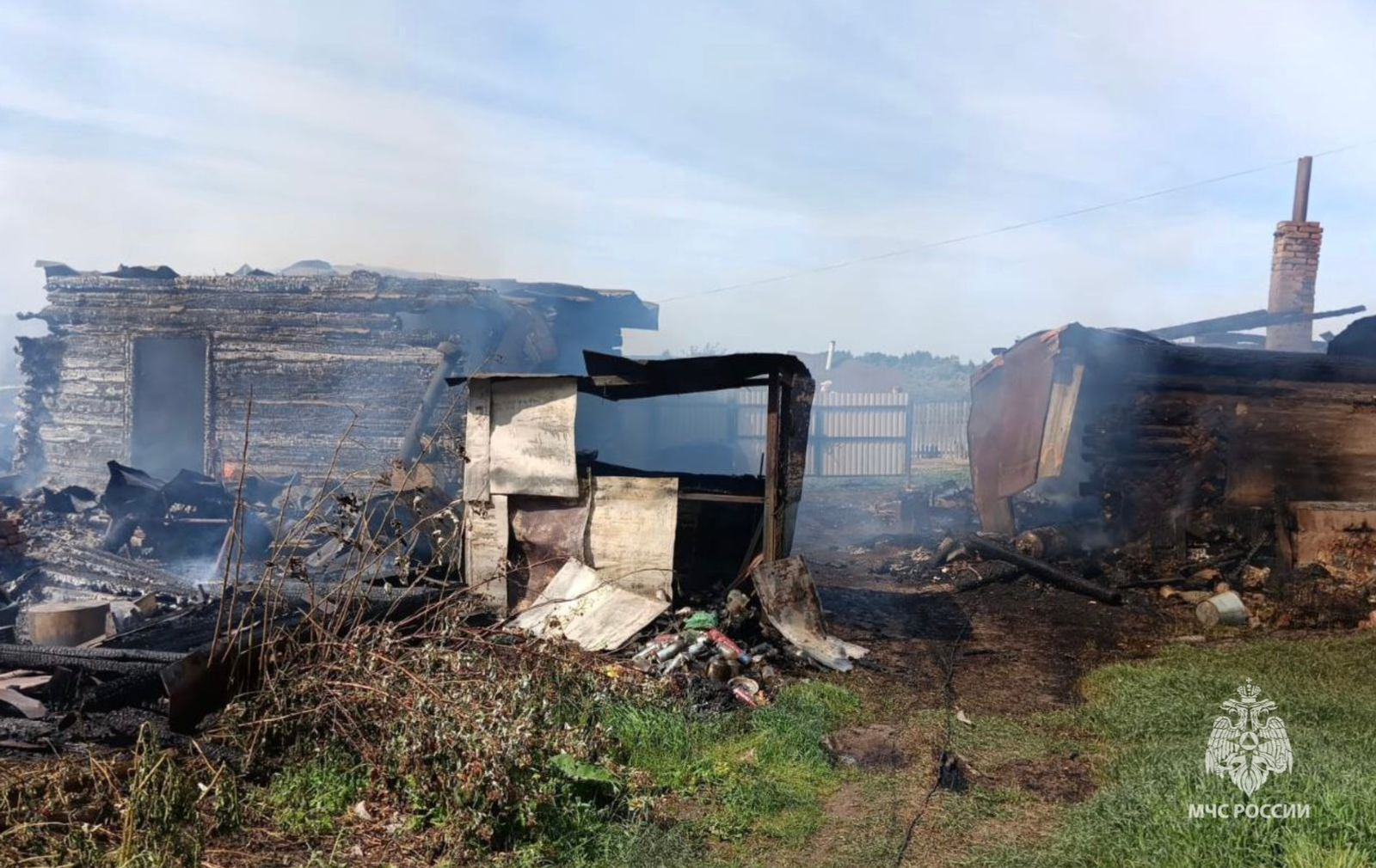 В Башкирии пожар уничтожил несколько домов: есть пострадавший