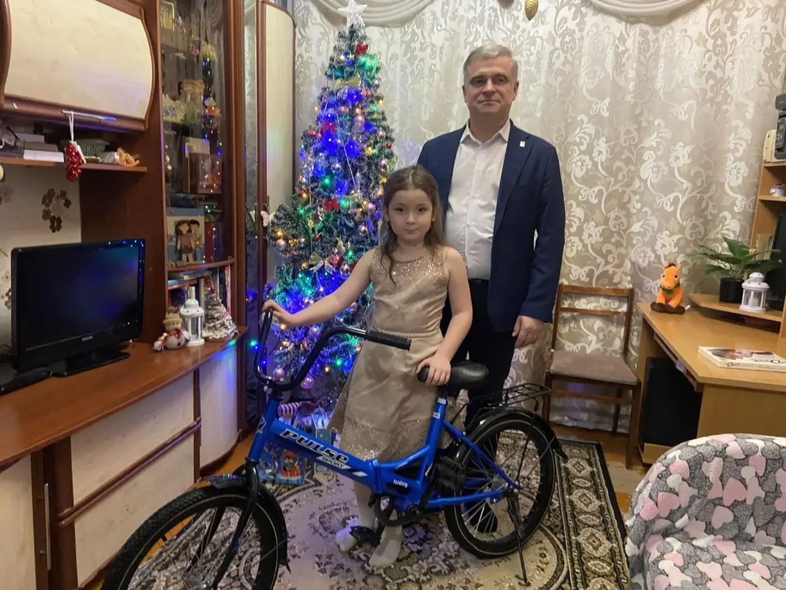 Глава Краснокамского района принял участие во Всероссийской акции «Ёлка желаний»