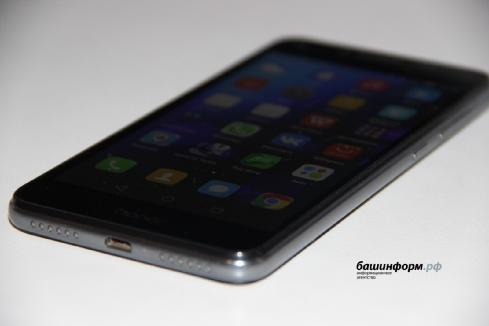 Участника СВО из Башкирии мошенники пытались обмануть голосом жены