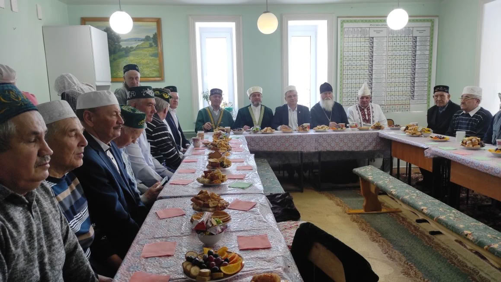 На Ураза-байрам в Николо-Берёзовке обсудили сохранение традиций и развитие села