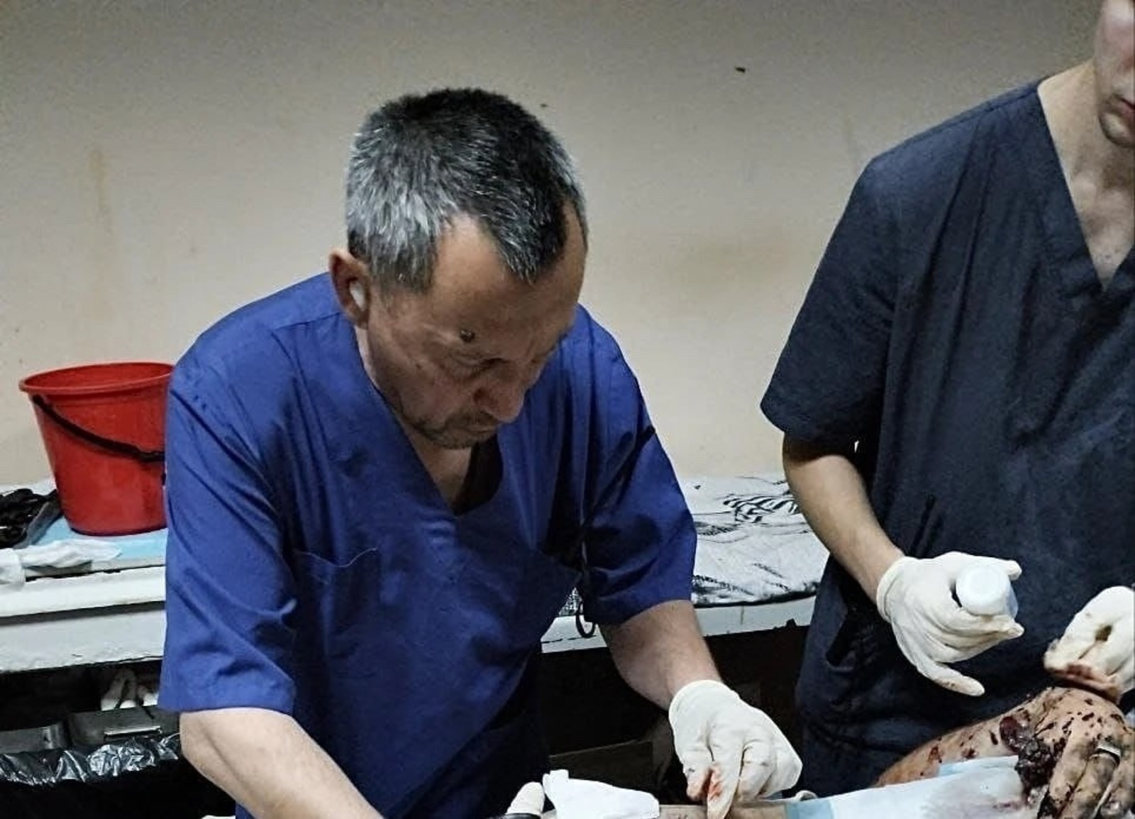 Врач из Башкирии спасает бойцов на передовой