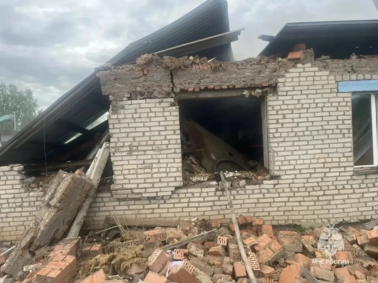 В Башкирии взрывом газа разнесло дом