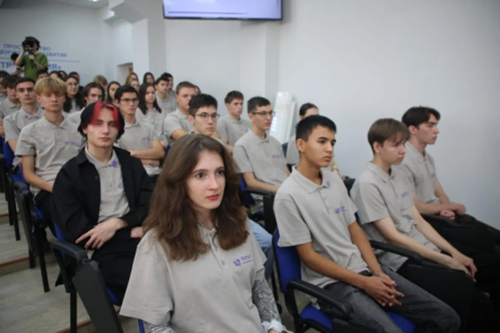 Запустили элитную программу по разработке программных решений