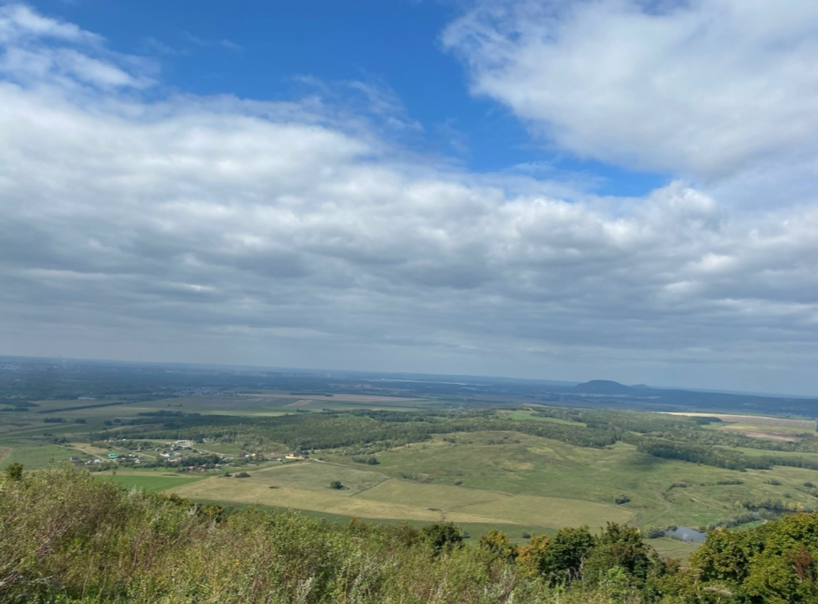 Гороскоп на 20 апреля 2026: кому стоит сделать первый шаг