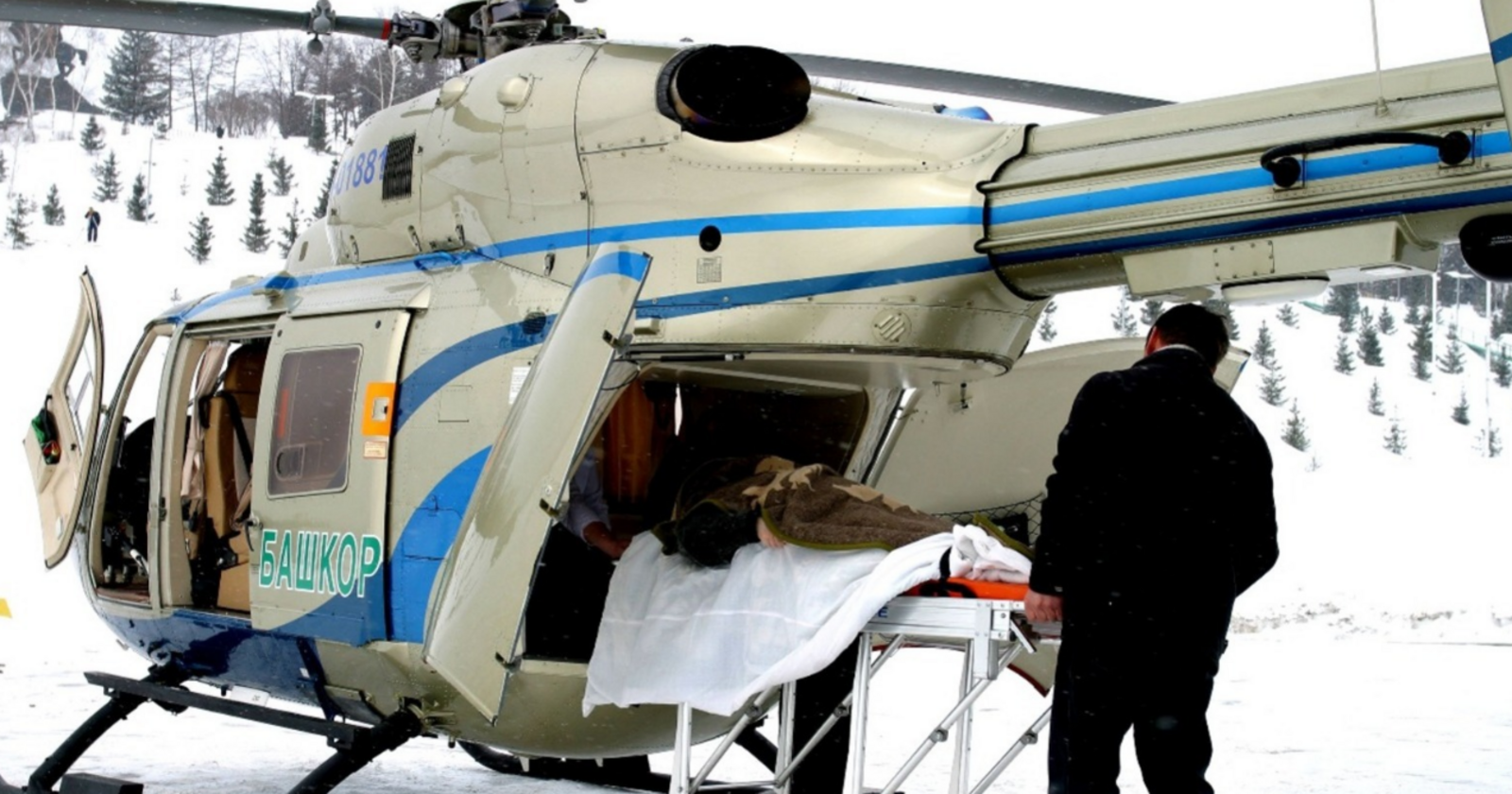 В Уфу санавиация экстренно доставила беременную женщину