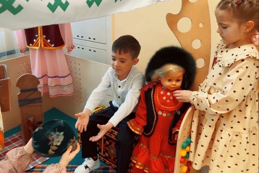 В уфимских «Соснах» открылся детский сад «Лесная сказка»