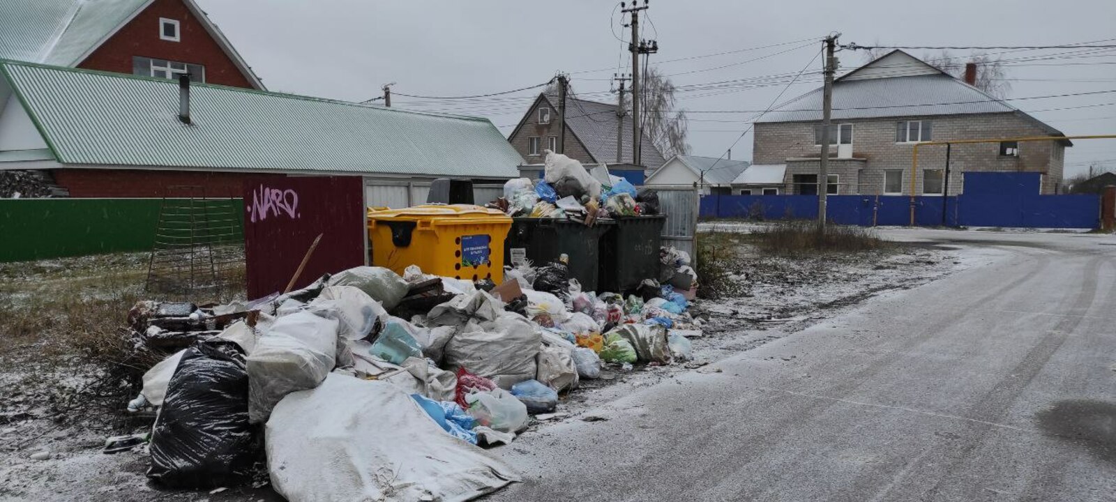 В Краснокамском районе снова поднимают вопрос вывоза мусора