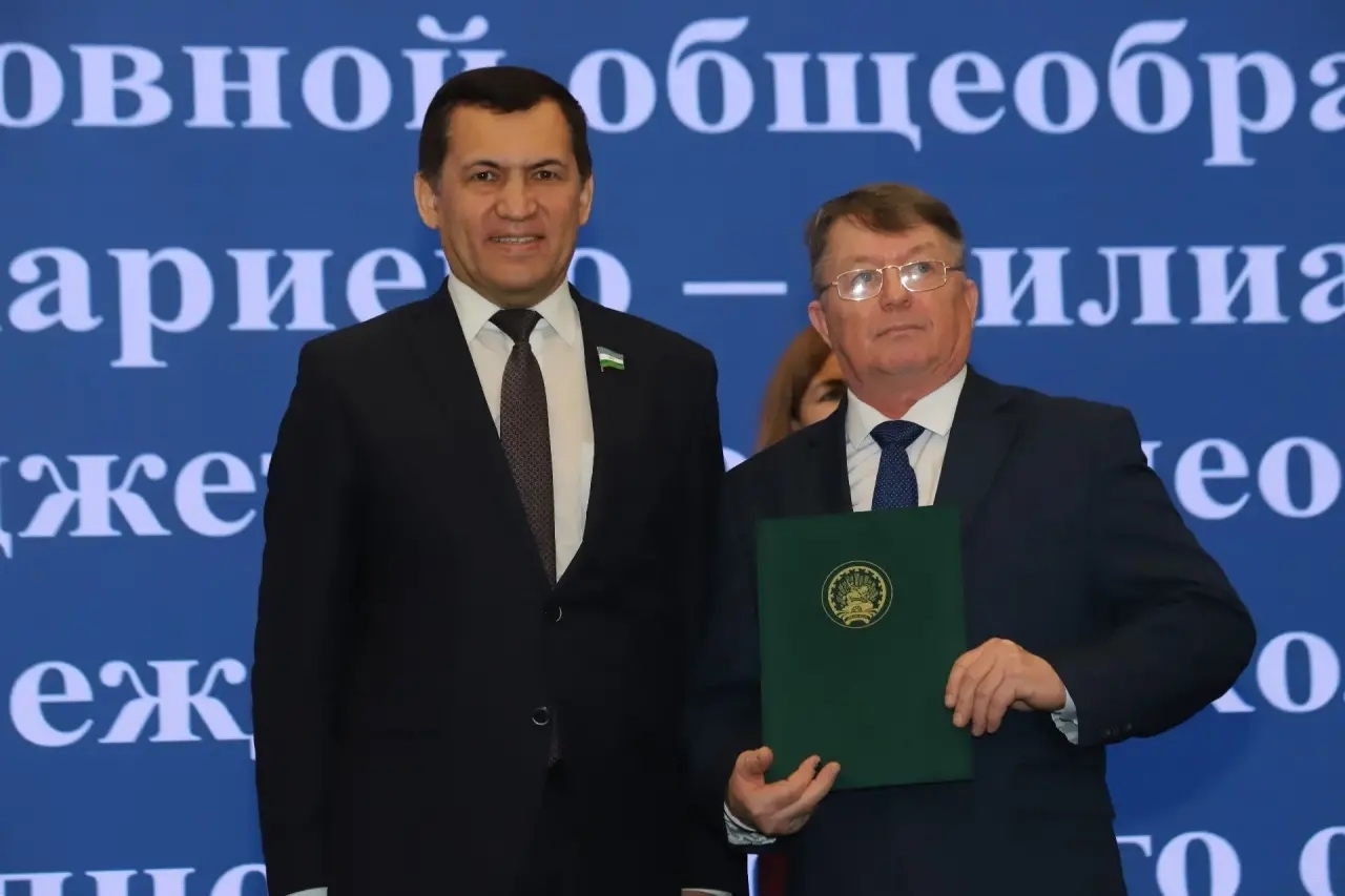 Педагоги Краснокамского района отмечены на республиканском уровне