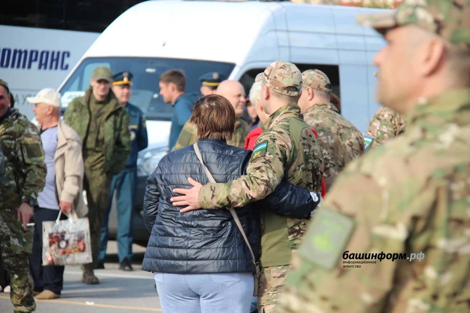 Радий Хабиров попросил быть ответственными в поддержке участников СВО