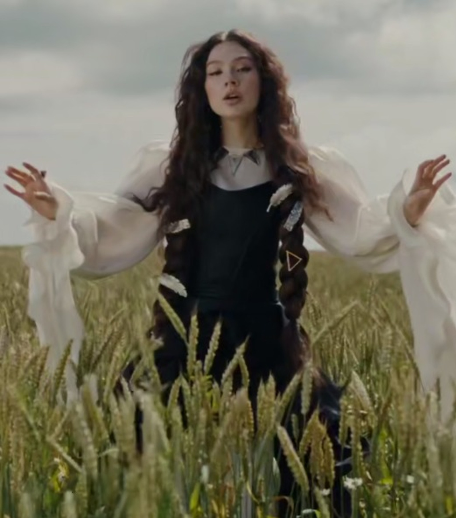 AY YOLA: известна дата опубликования релиза новой песни