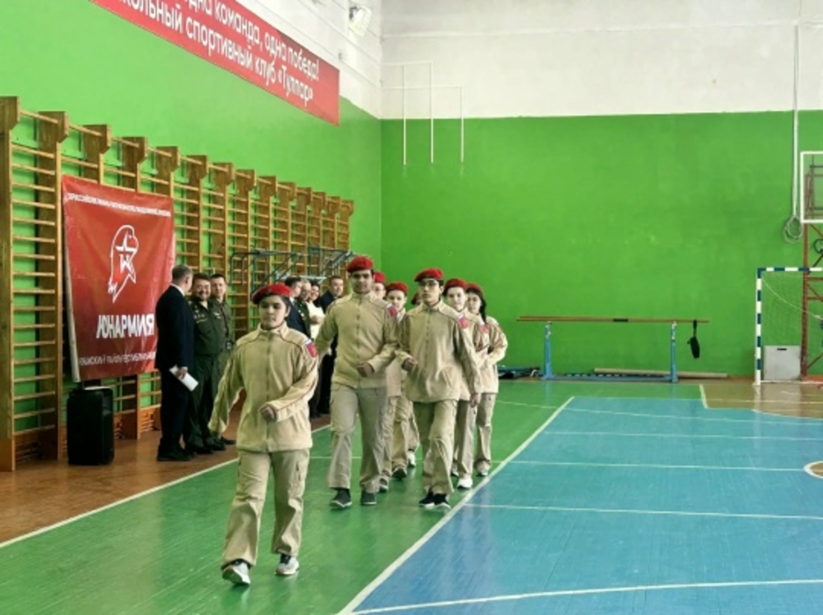 В Куяновской школе прошёл смотр песни и строя